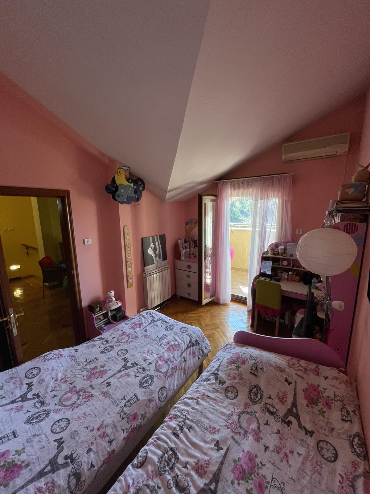 6d243751-513e-40bb-9c3a-b373a6e3a535.jpg