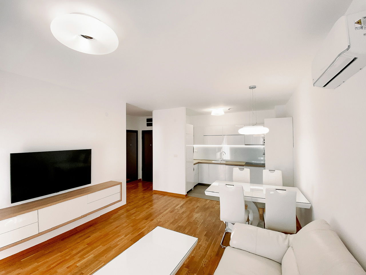 Продаж - Квартира Podgorica, City Kej