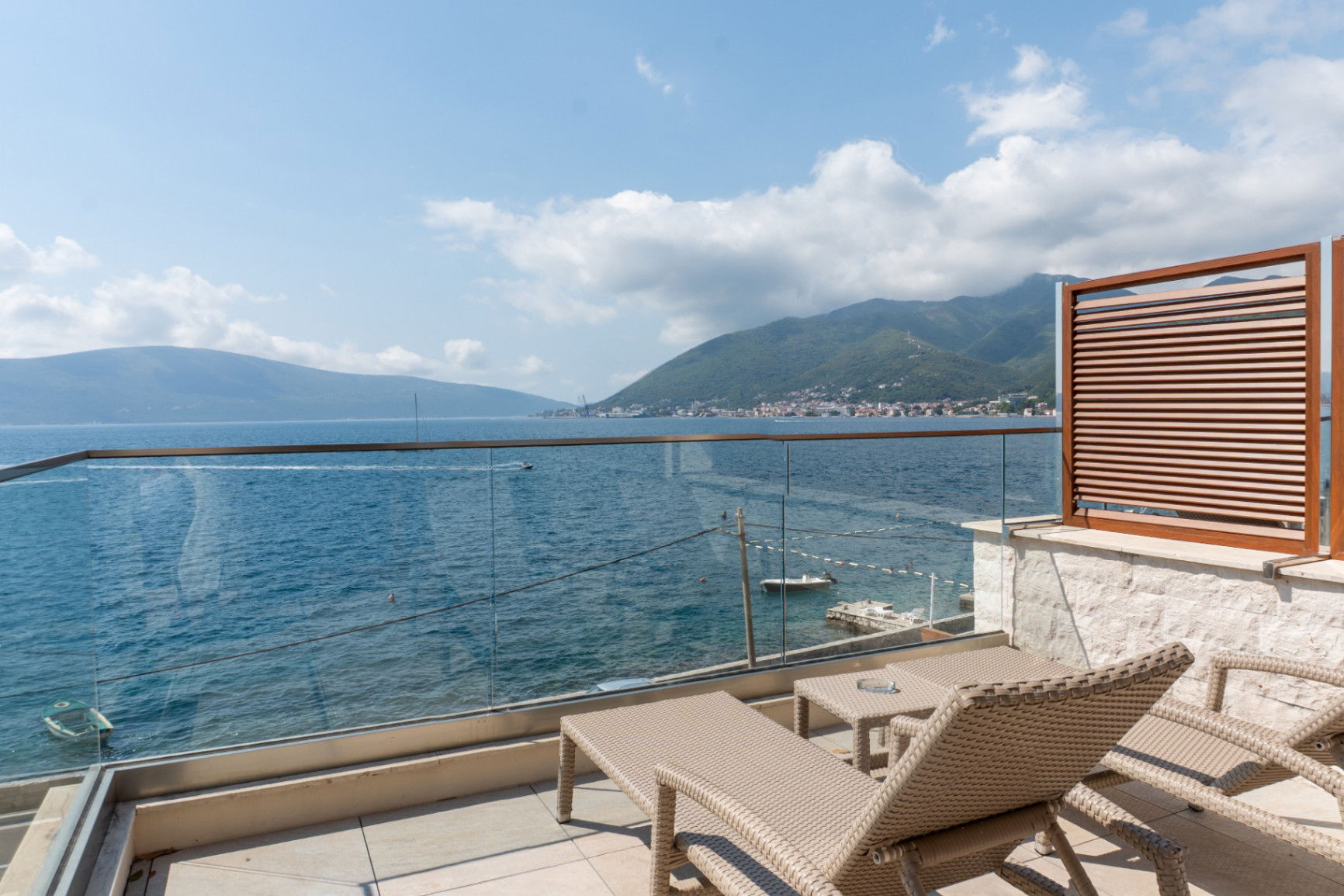 Sale - Apartment Tivat, Donja Lastva