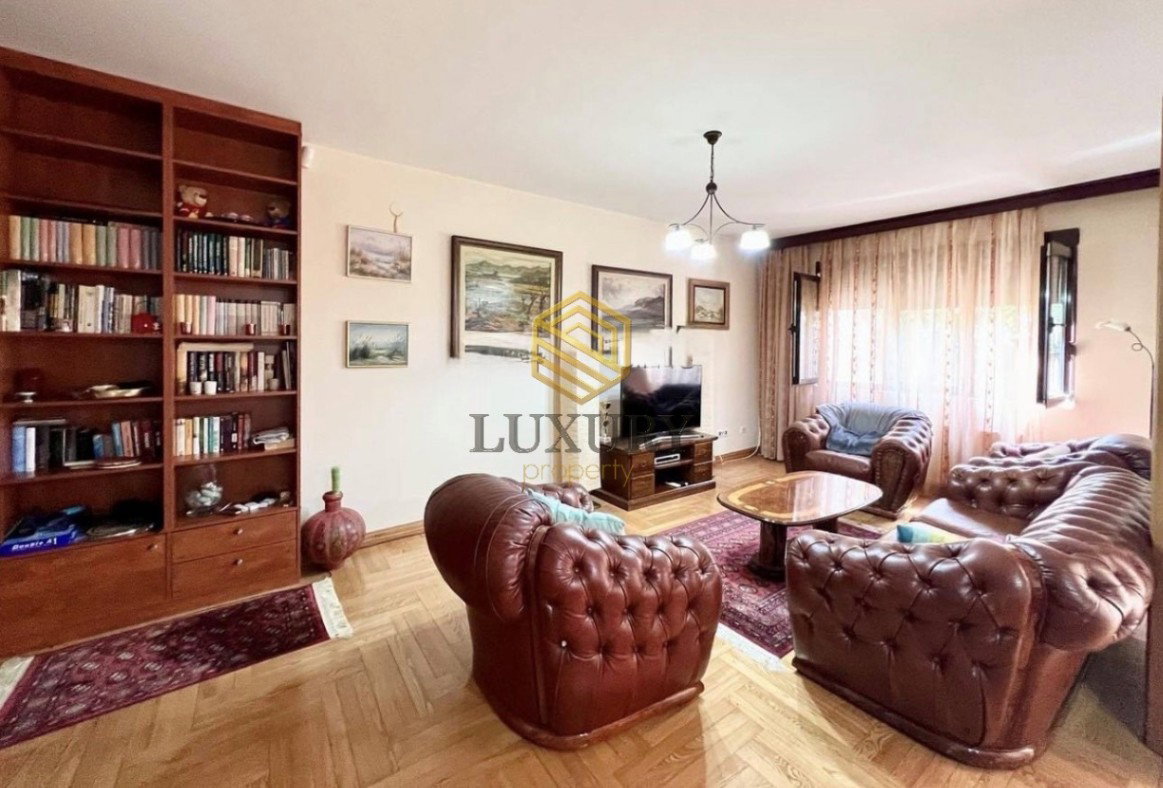 Продаж - Будинок Podgorica, Gorica C