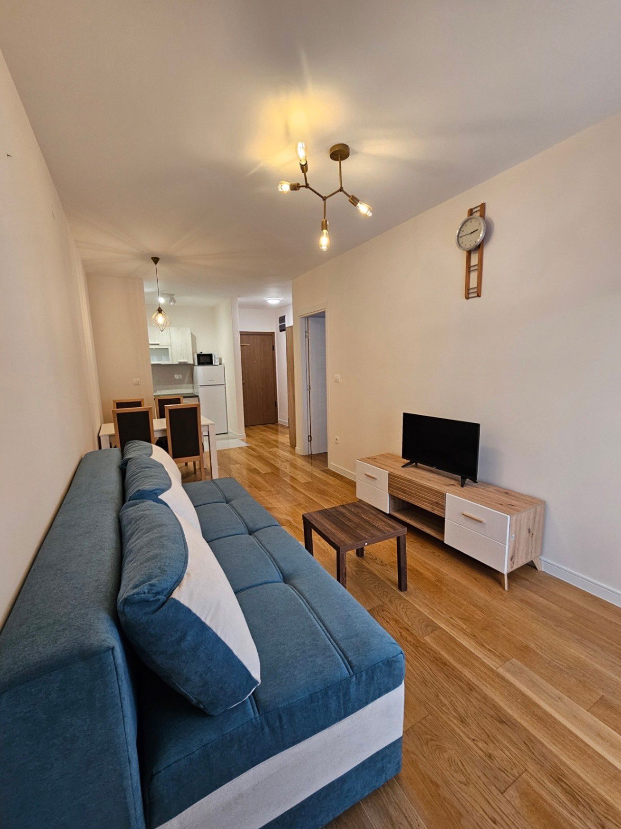 Izdavanje - Stan Podgorica, Central Point