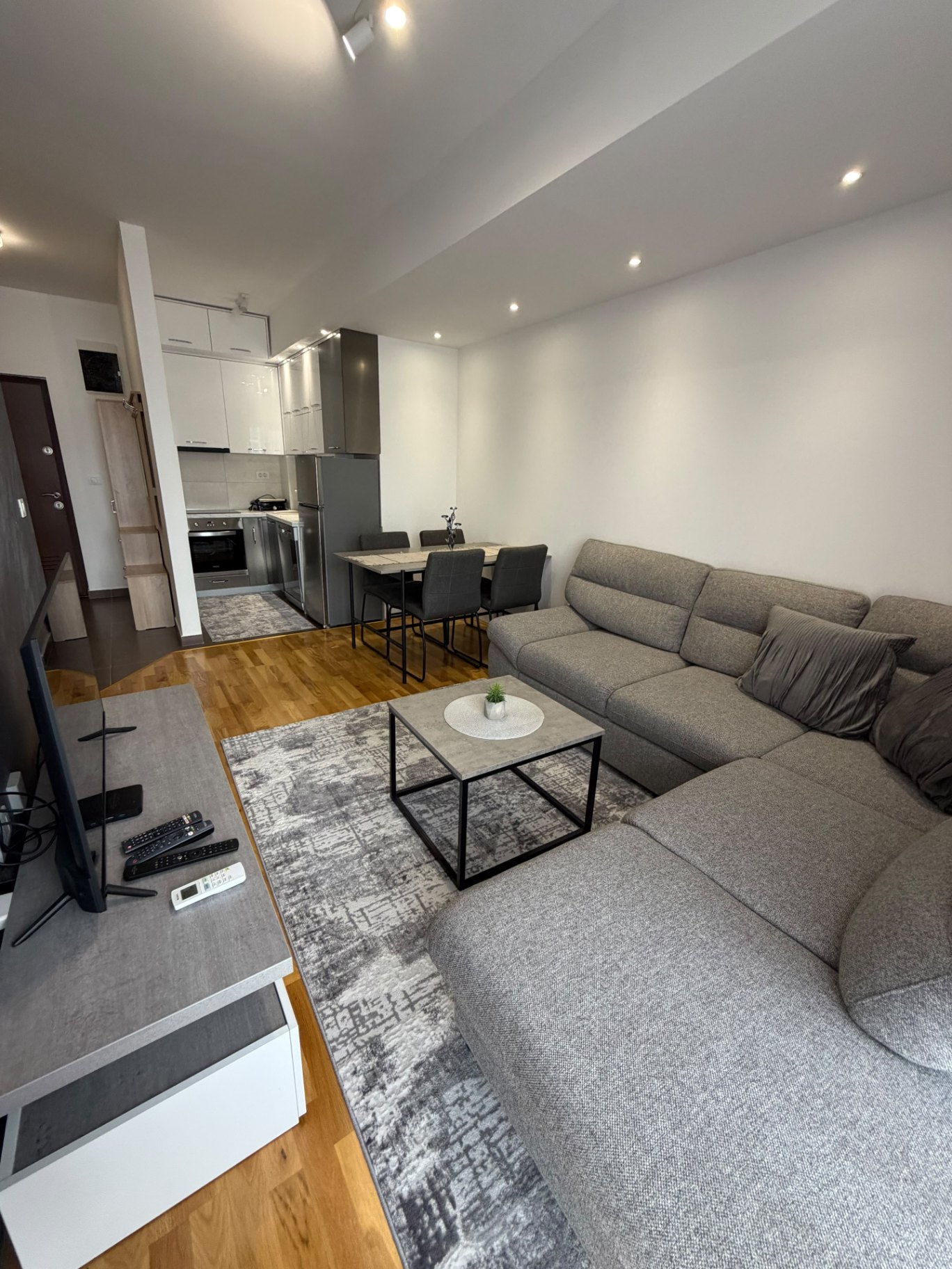 Rent - Apartment Podgorica, Stari Aerodrom