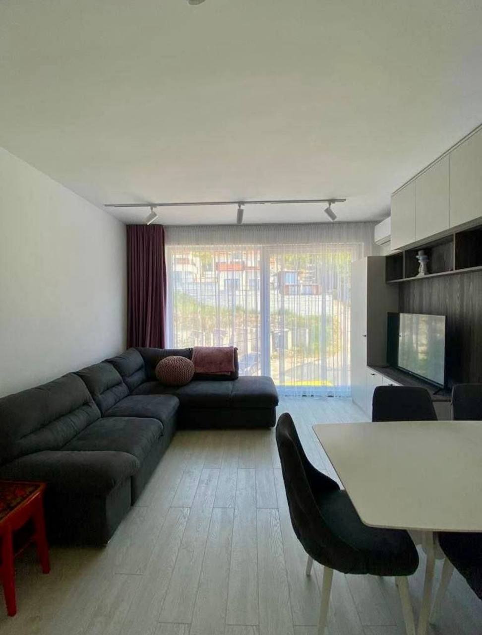 6fbb9bd1-f903-49e1-9505-851771e3292c.jpg