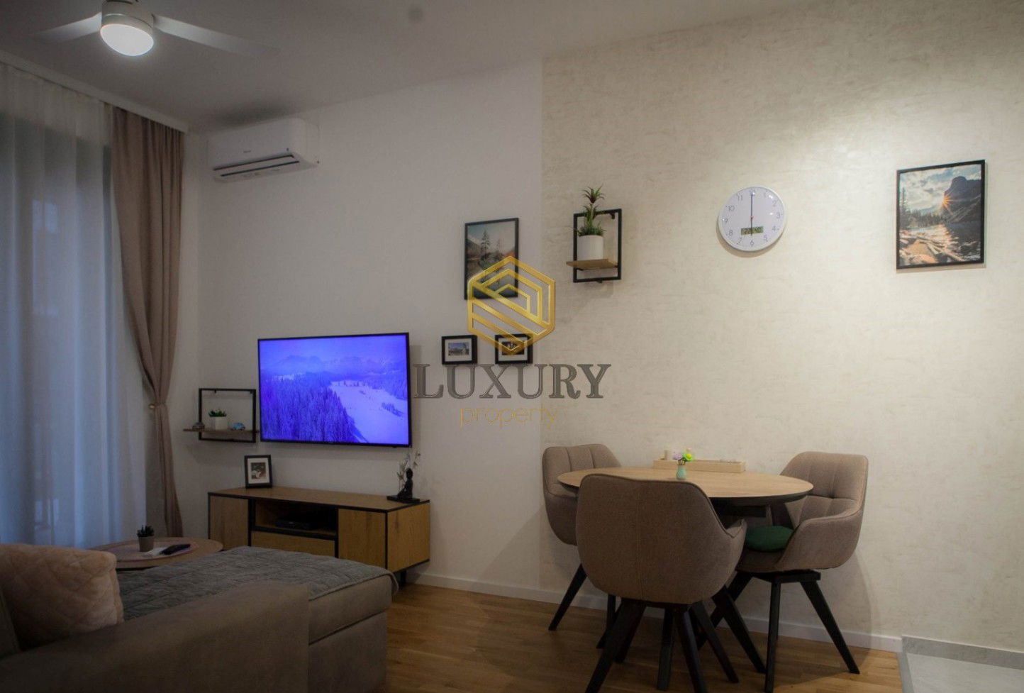 Оренда - Квартира Podgorica, Tološi