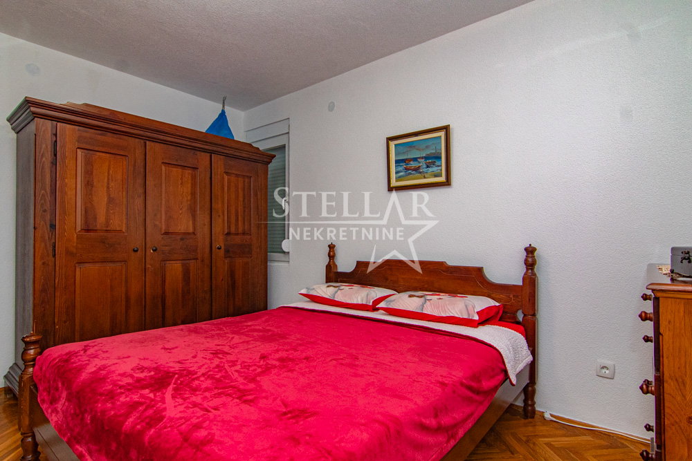 70af1efe-70c5-4415-9367-2dfa22d37de8.jpg