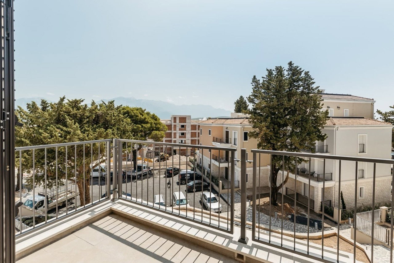 Продажа - Квартира Tivat, Radovići