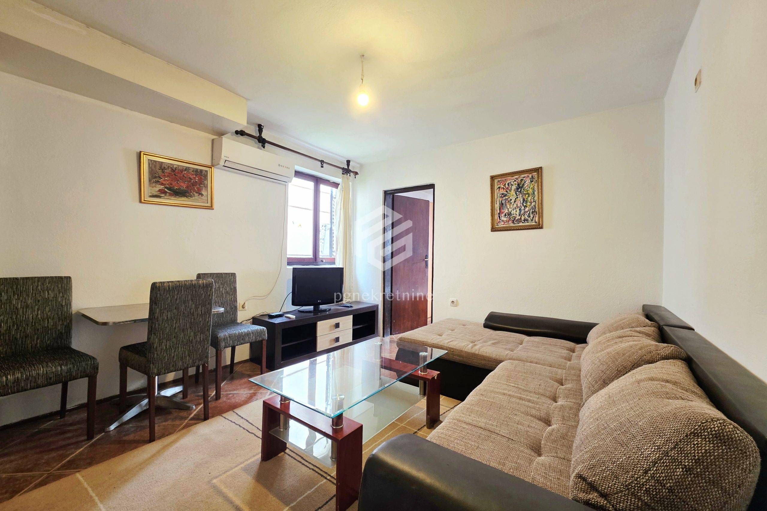 Оренда - Квартира Podgorica, Blok 9