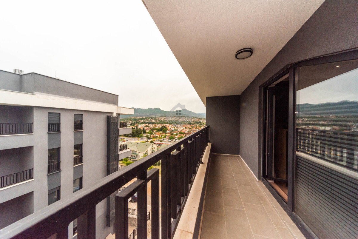 71f50356-17c2-4075-9798-deed9bb7ea50.jpg