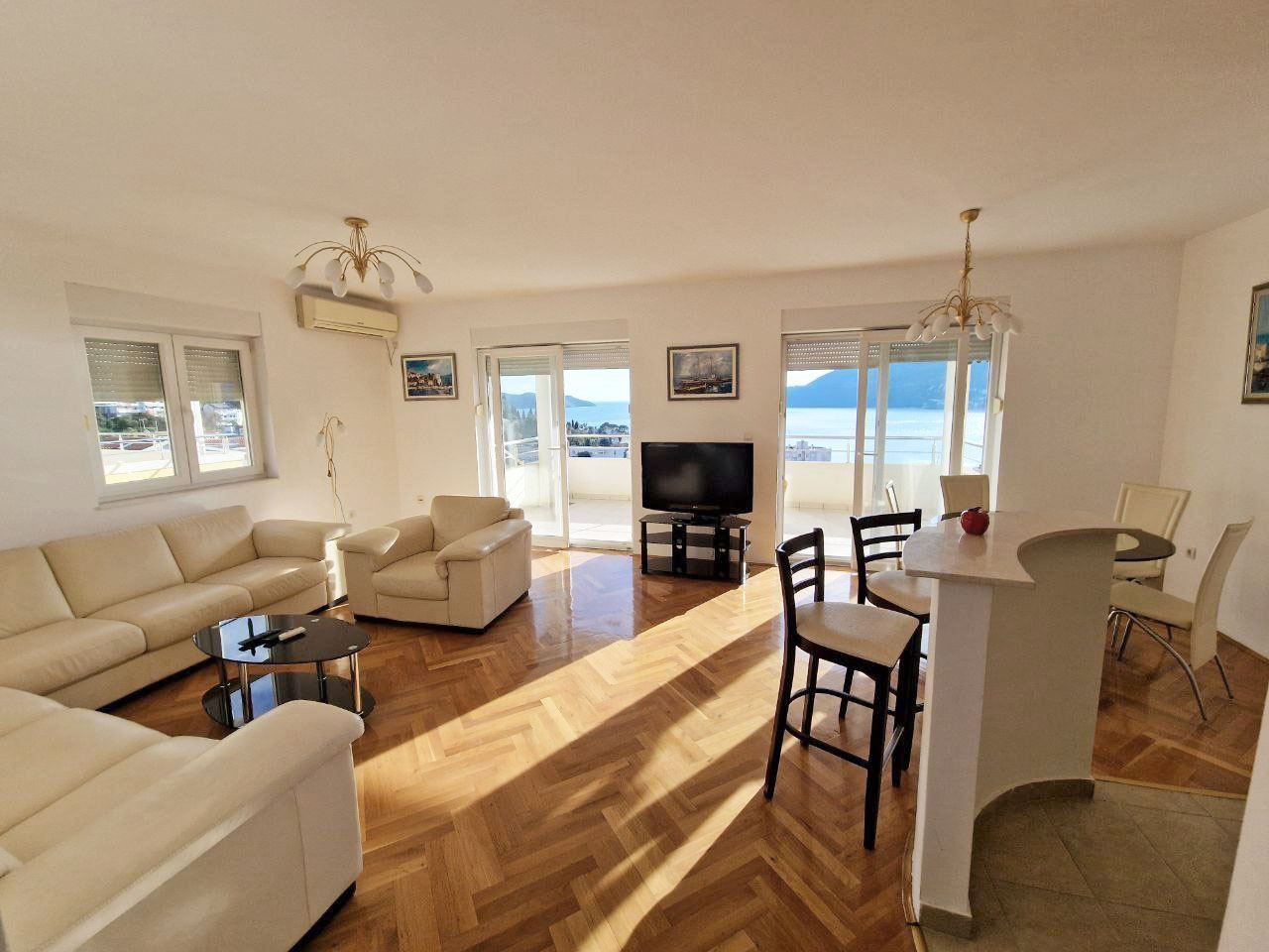 Rent - Apartment Herceg Novi, Topla