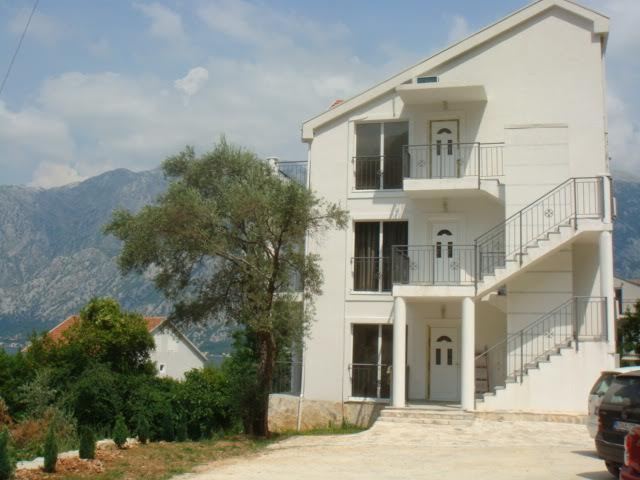 Продажа - Квартира Kotor, Stoliv