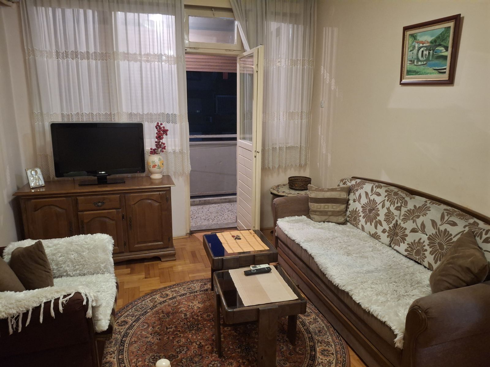 72dbd6db-9f57-4e7d-ab18-a2485cb82e49.jpg