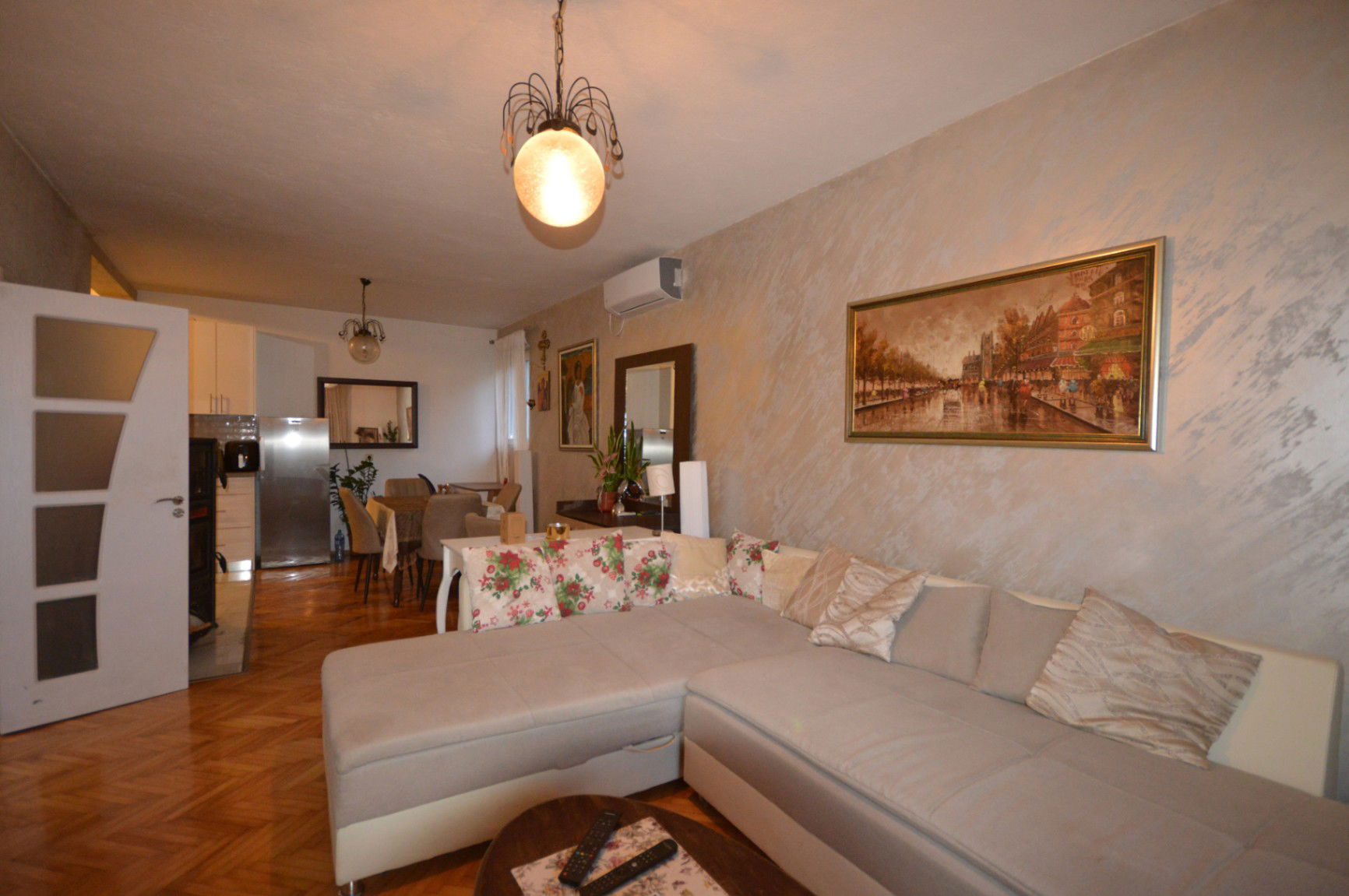 Продаж - Квартира Herceg Novi, Topla