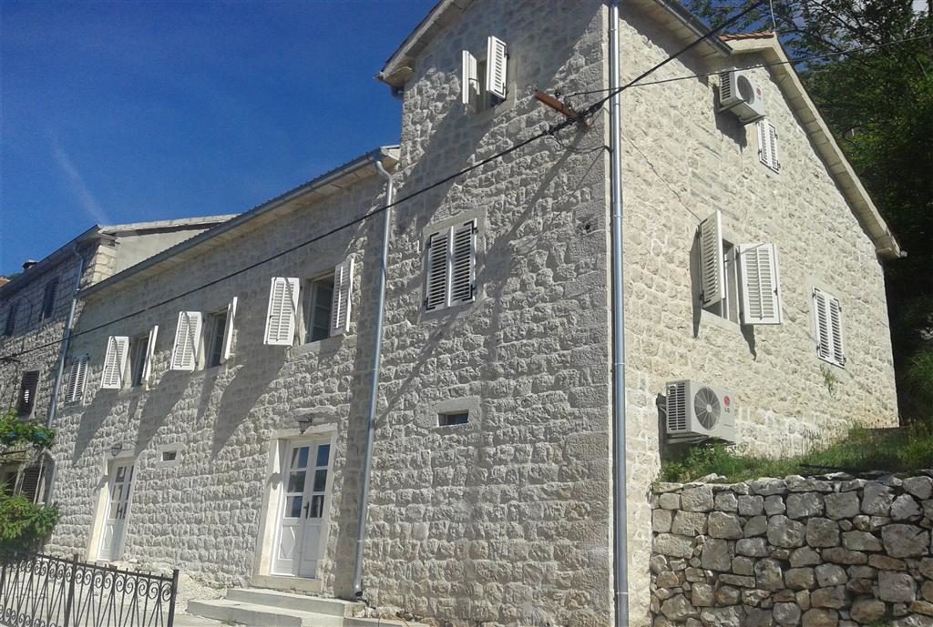 Prodaja - Kuća Kotor, Dražin Vrt
