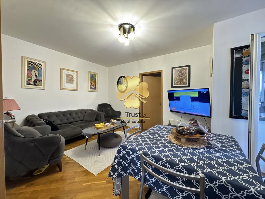 Продаж - Квартира Podgorica, Blok 9