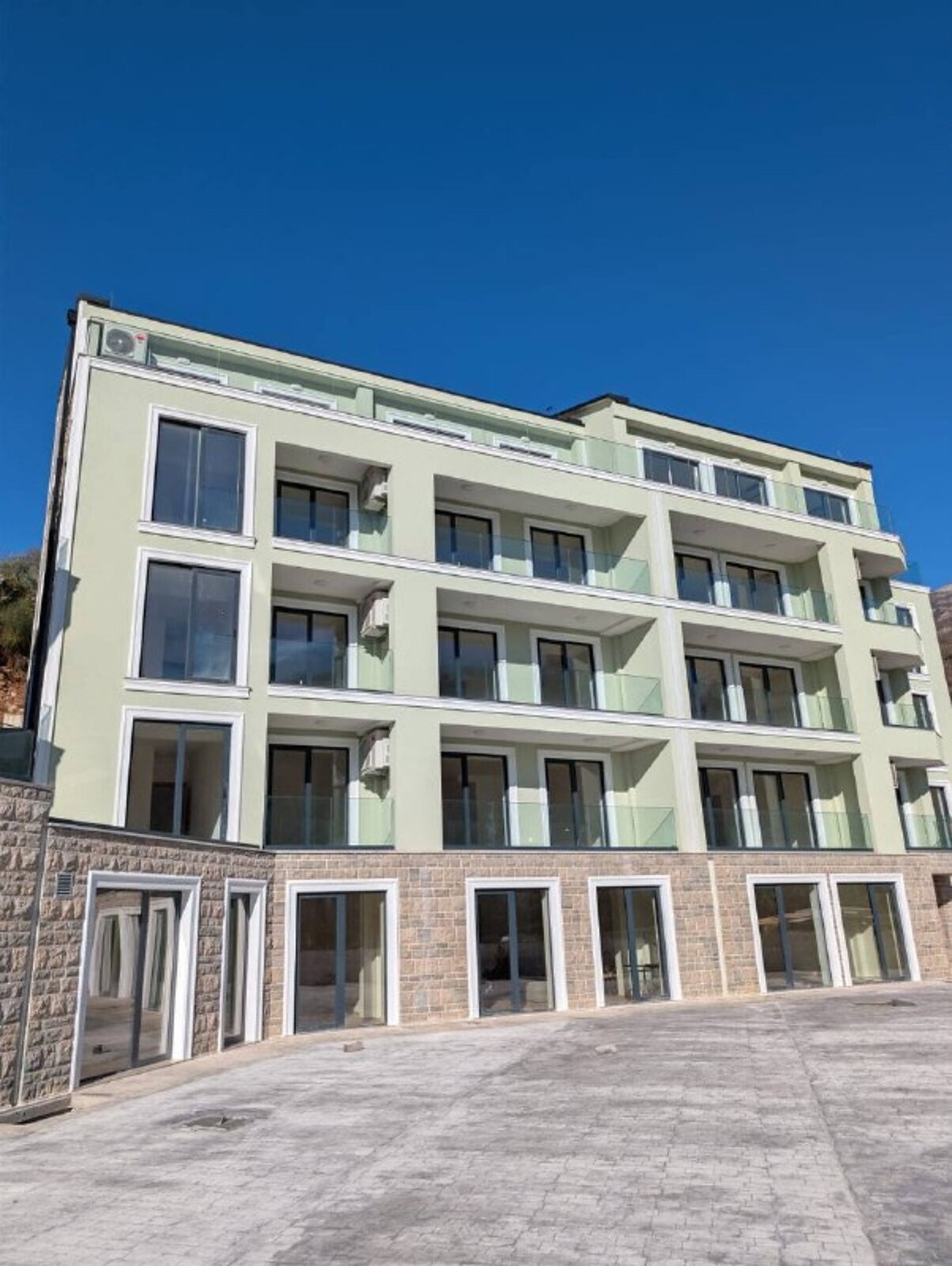 Prodaja - Stan Budva, Kamenovo