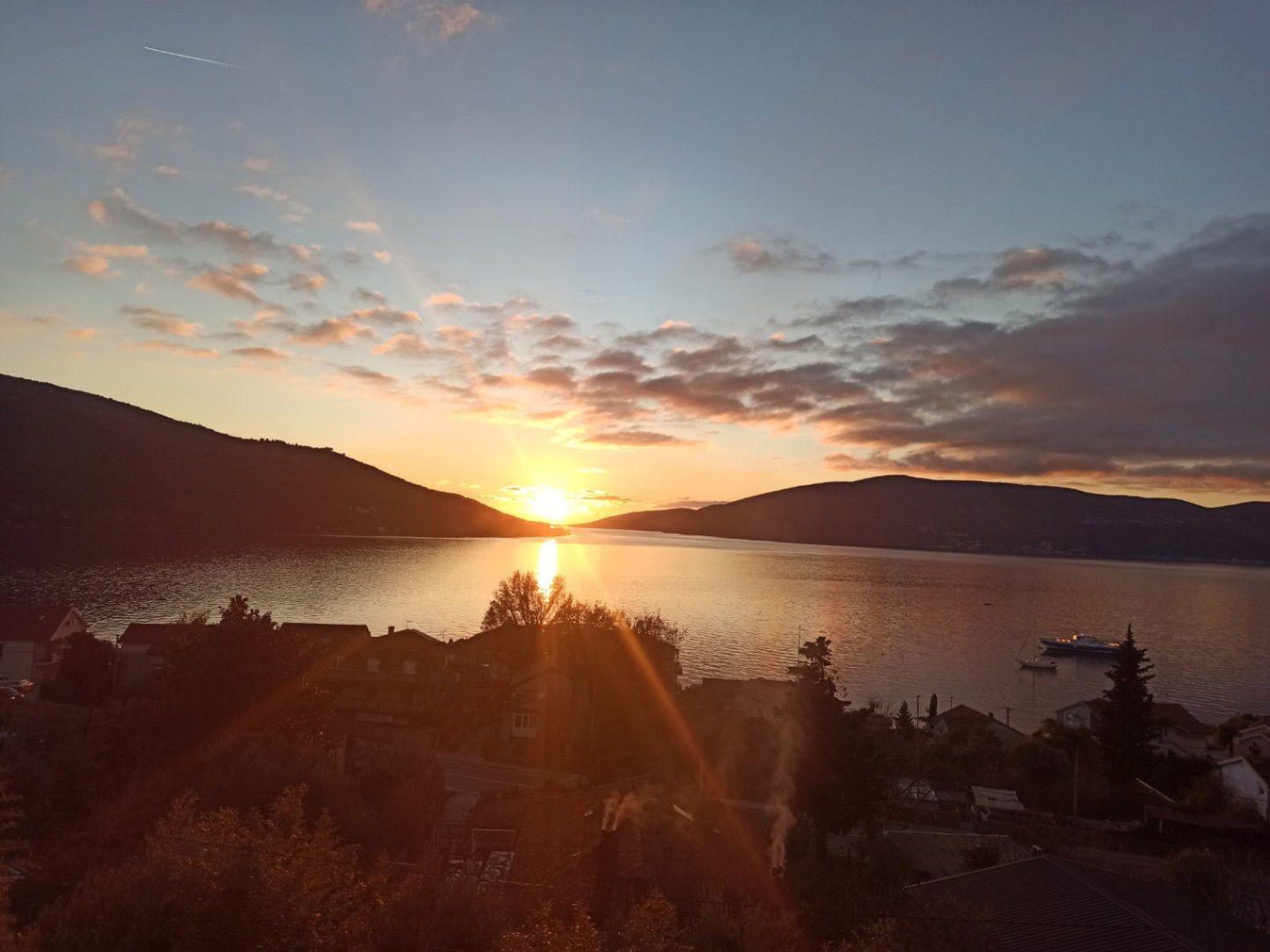 Izdavanje - Stan Herceg Novi, Kumbor