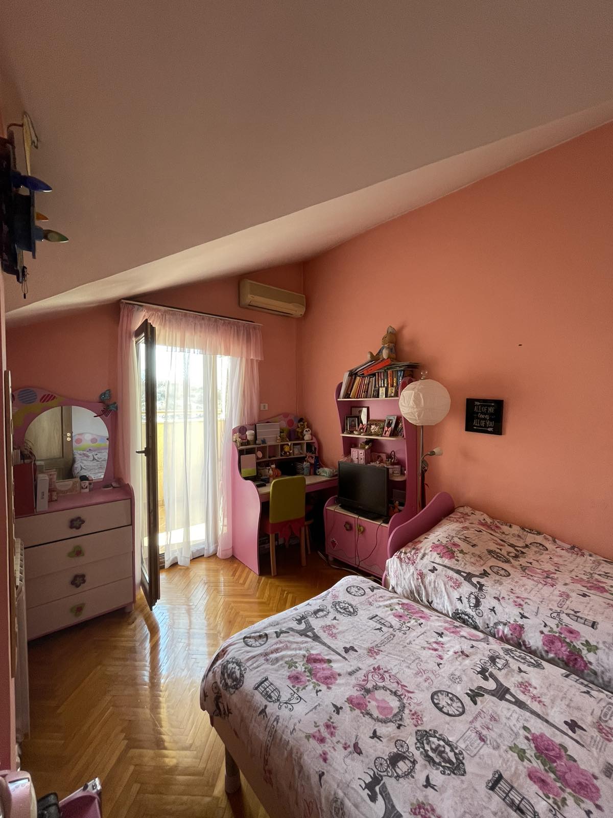 761db339-39b1-441d-b794-1c5d3badf62a.jpg