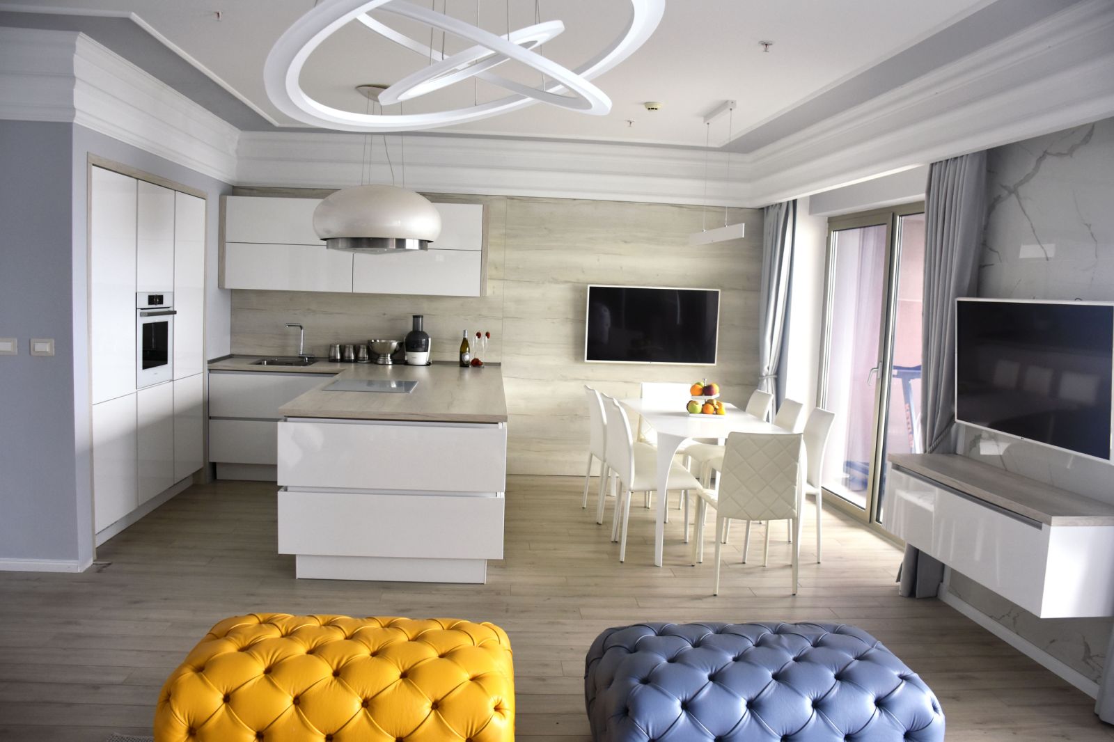 Продаж - Квартира Budva, Centar