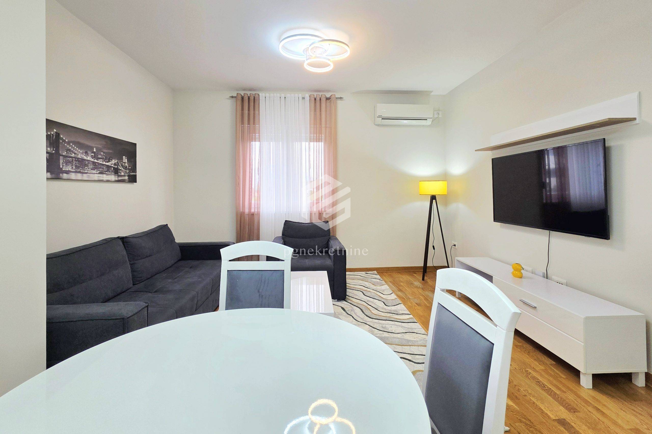 Rent - Apartment Podgorica, City Kej