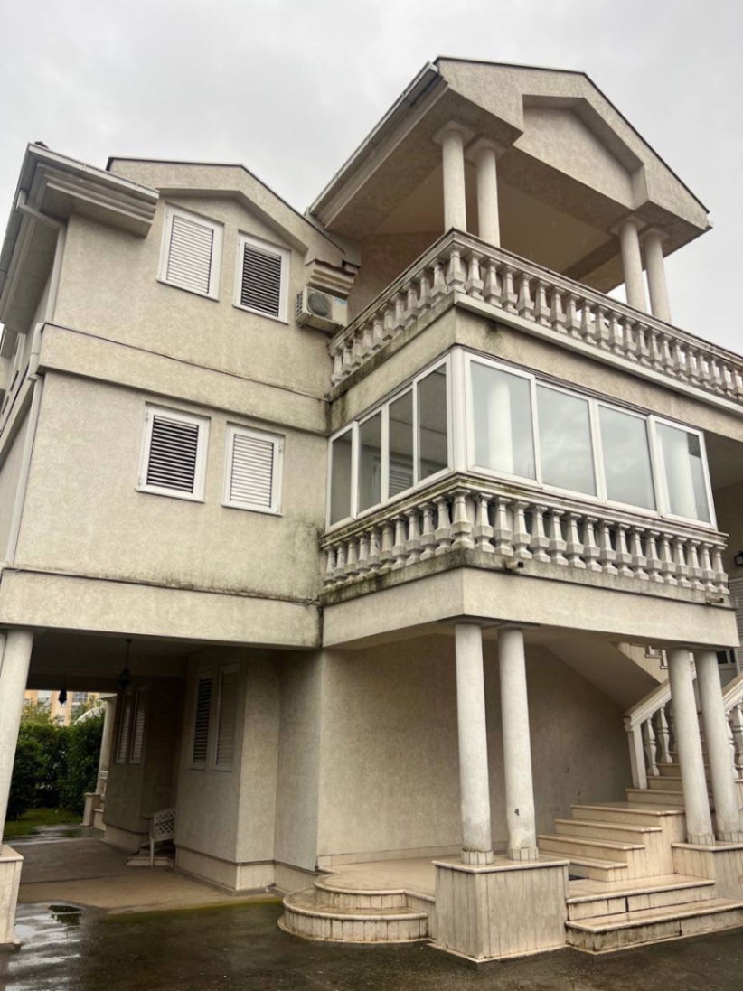 Sale - House Podgorica, Stari Aerodrom