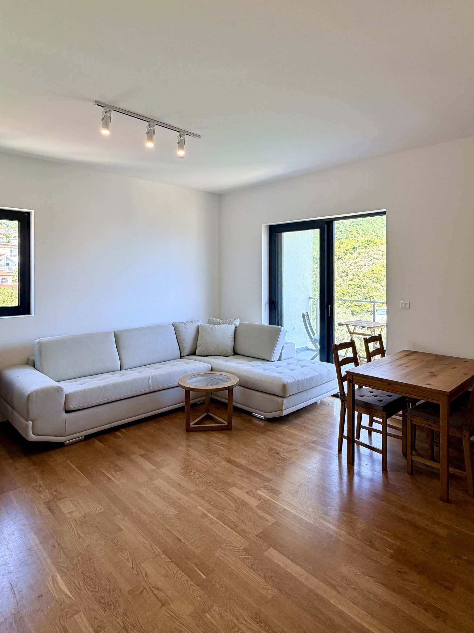 Продажа - Квартира Budva, Boreti