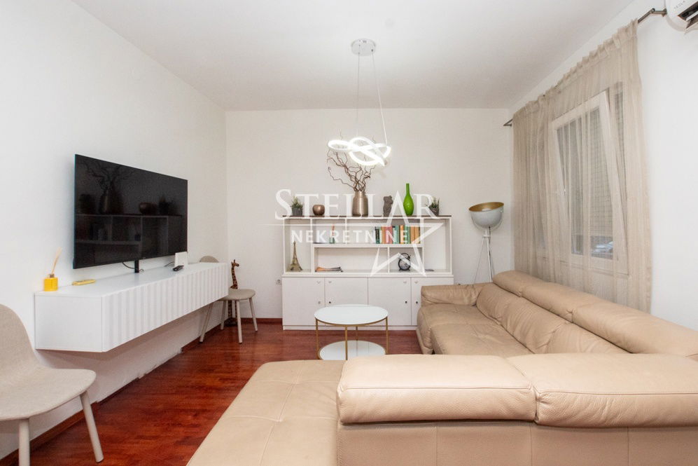 Izdavanje - Stan Podgorica, Preko Morače