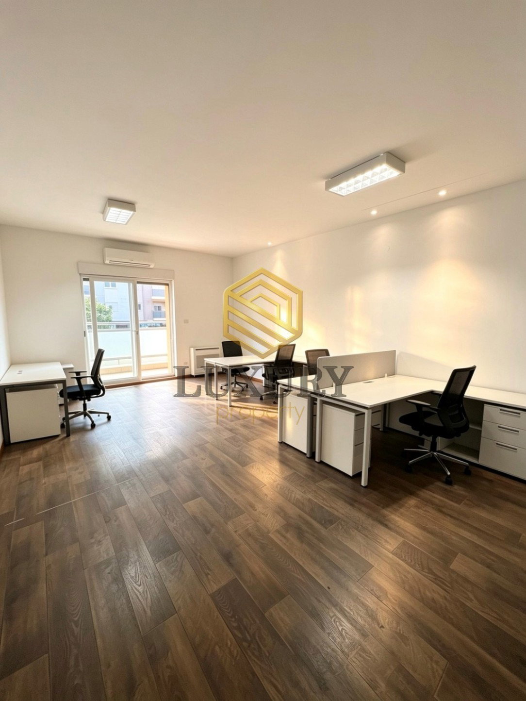 Kiralık - İş yeri Podgorica, City Kvart