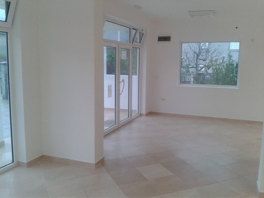 Аренда - Офисное помещение Tivat, Donja Lastva