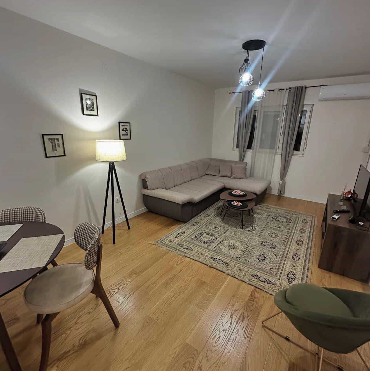 Izdavanje - Stan Podgorica, Central Point