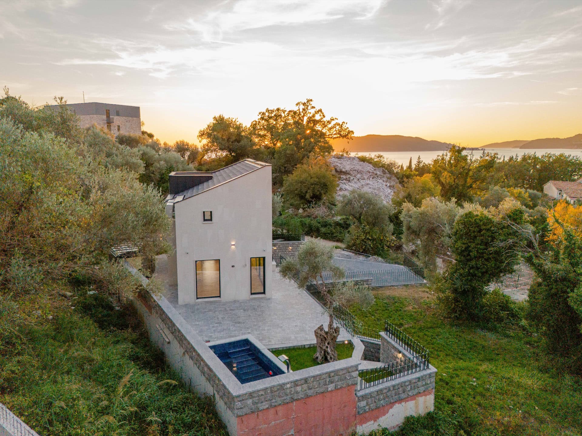 Продажа - Дом Budva, Kamenovo