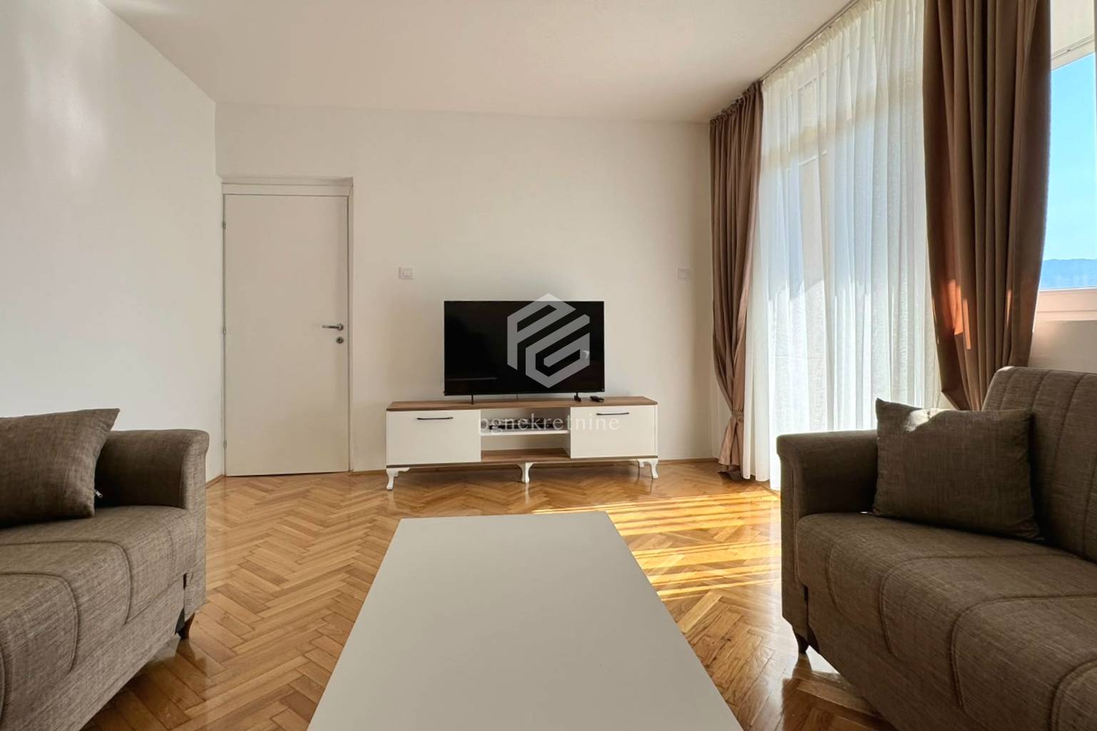 Slika nekretnine 3