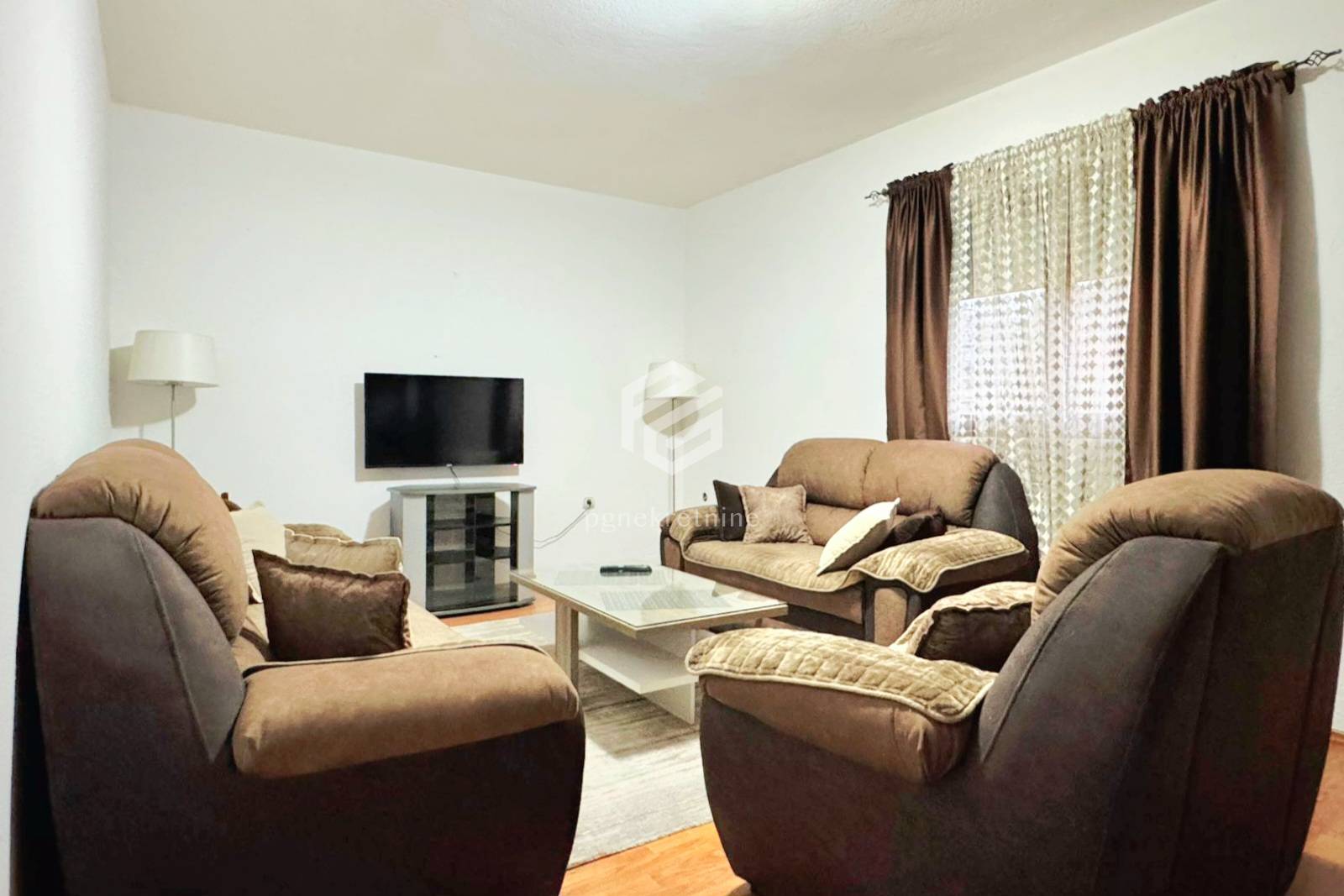 Kiralık - Daire Podgorica, Masline