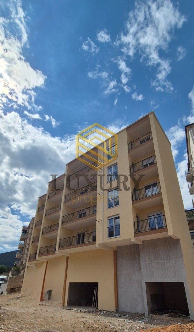 Sale - Apartment Budva, Lazi