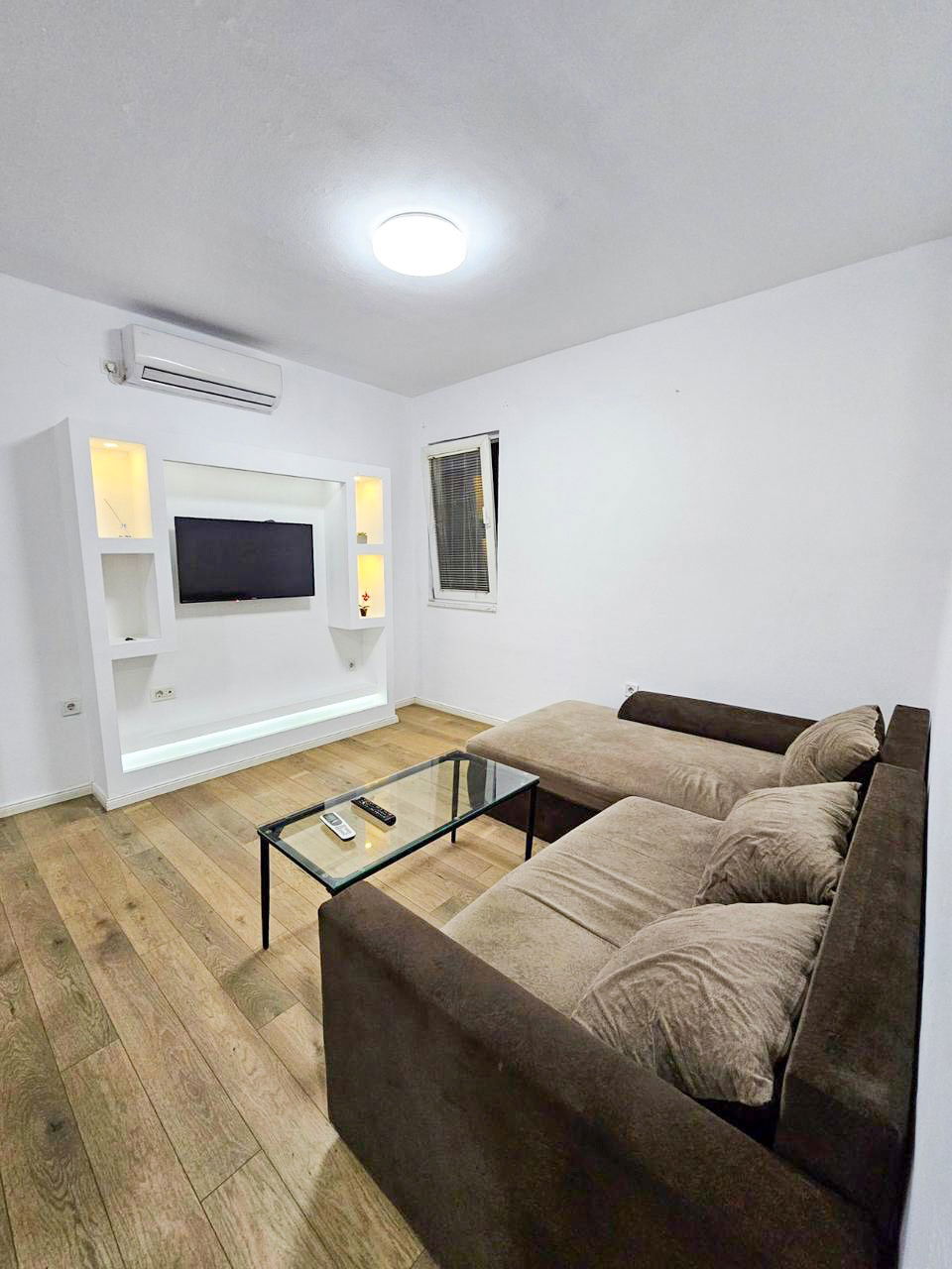 Izdavanje - Stan Podgorica, Stari Aerodrom