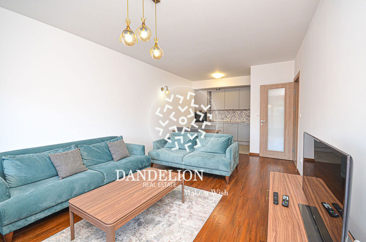 7e15cb2b-e909-47e0-81d3-96e82d384db9.jpg