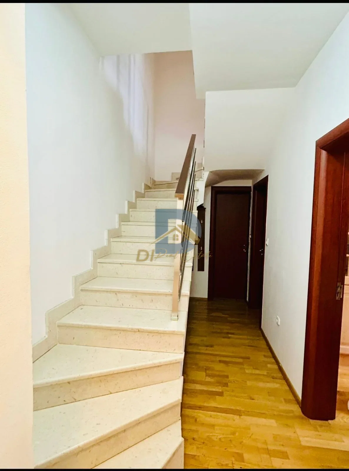 Slika nekretnine 11