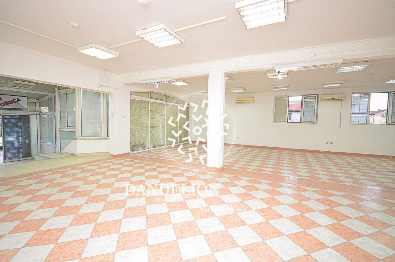 7f6fb261-c466-48a8-ab16-6f9a16782317.jpg