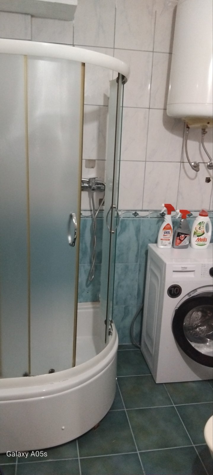 80b3b17e-1b8d-48b0-bf96-f07a2edf3e34.jpg