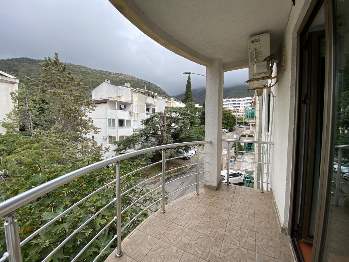 Sale - Office space Budva, Bečići