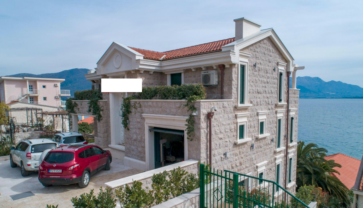Prodaja - Kuća Herceg Novi, Bijela
