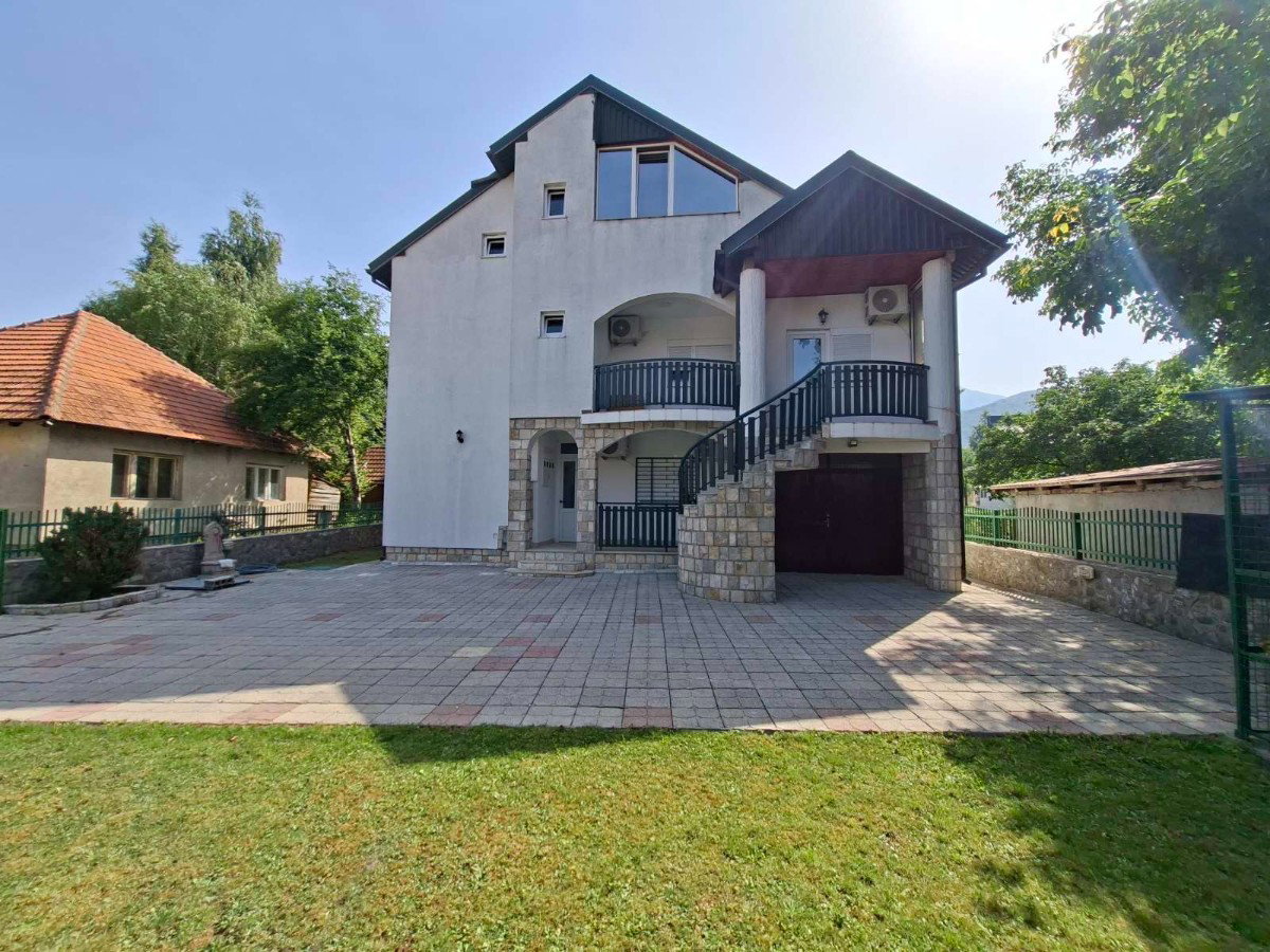 Prodaja - Kuća Kolašin, Smailagića Polje