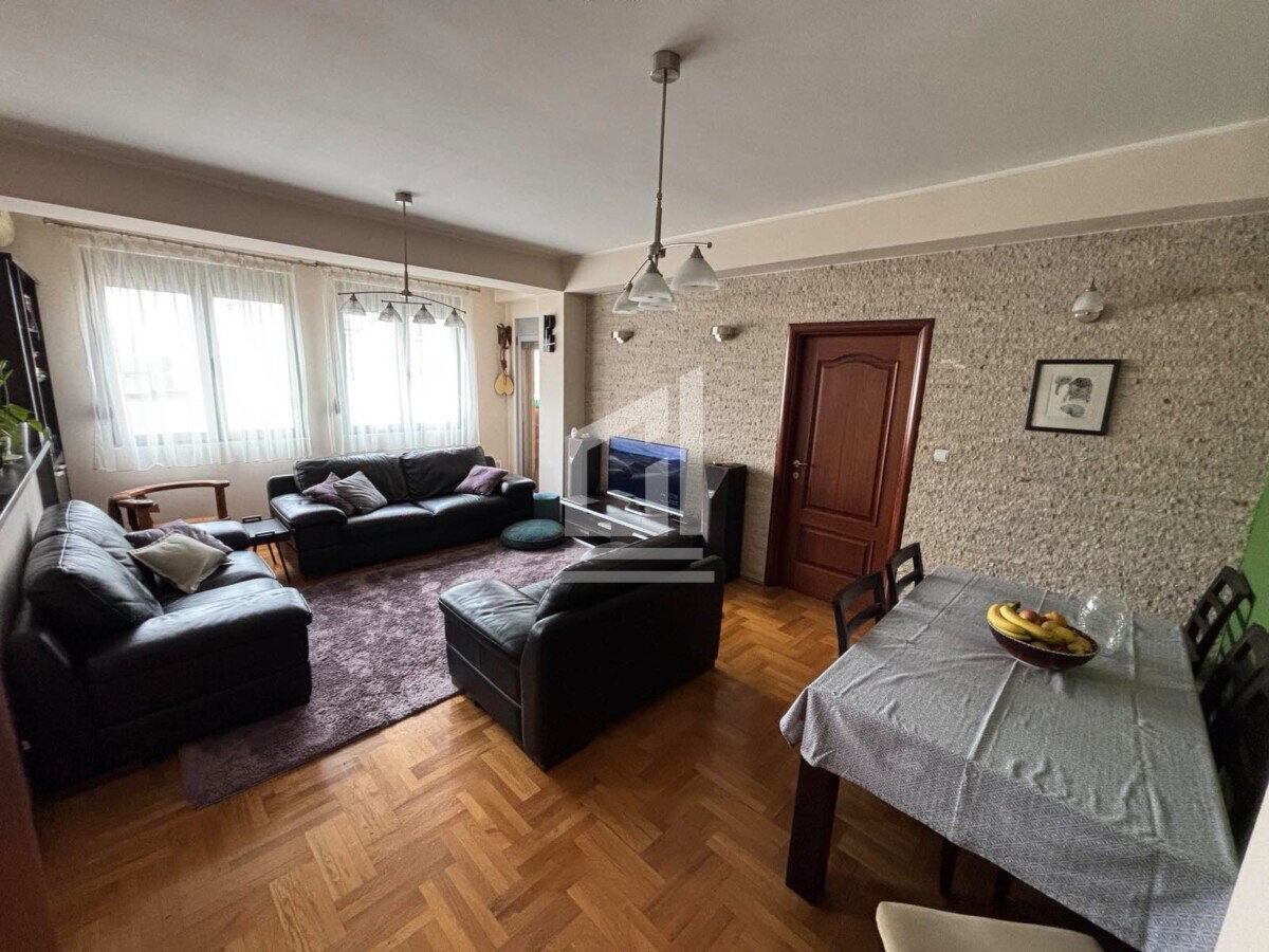 Продаж - Квартира Podgorica, Stari Aerodrom