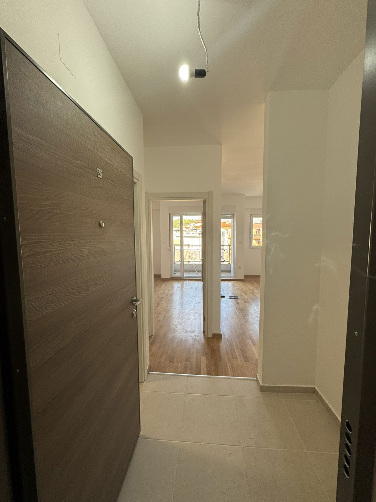 817d6fcb-3d26-4ff0-92b7-32d378ad03cb.jpg