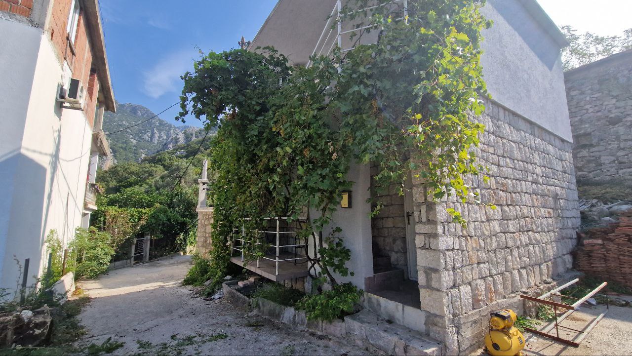 Prodaja - Kuća Bar, Sutomore