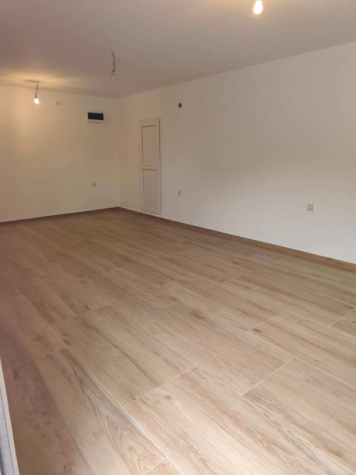 Kiralık - İş yeri Podgorica, Masline