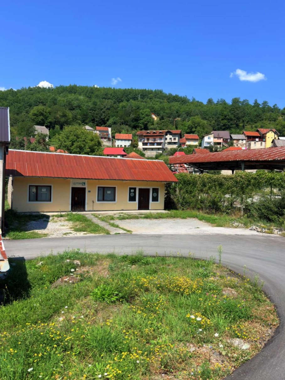Продажа - Офисное помещение Andrijevica, Ostalo