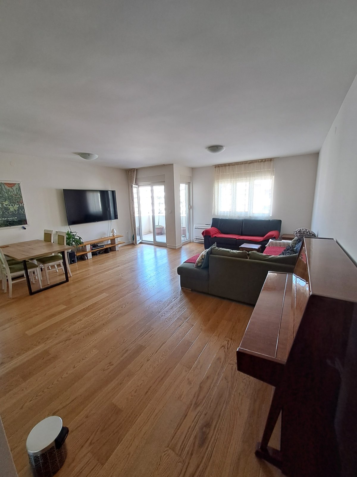 Оренда - Квартира Podgorica, Central Point