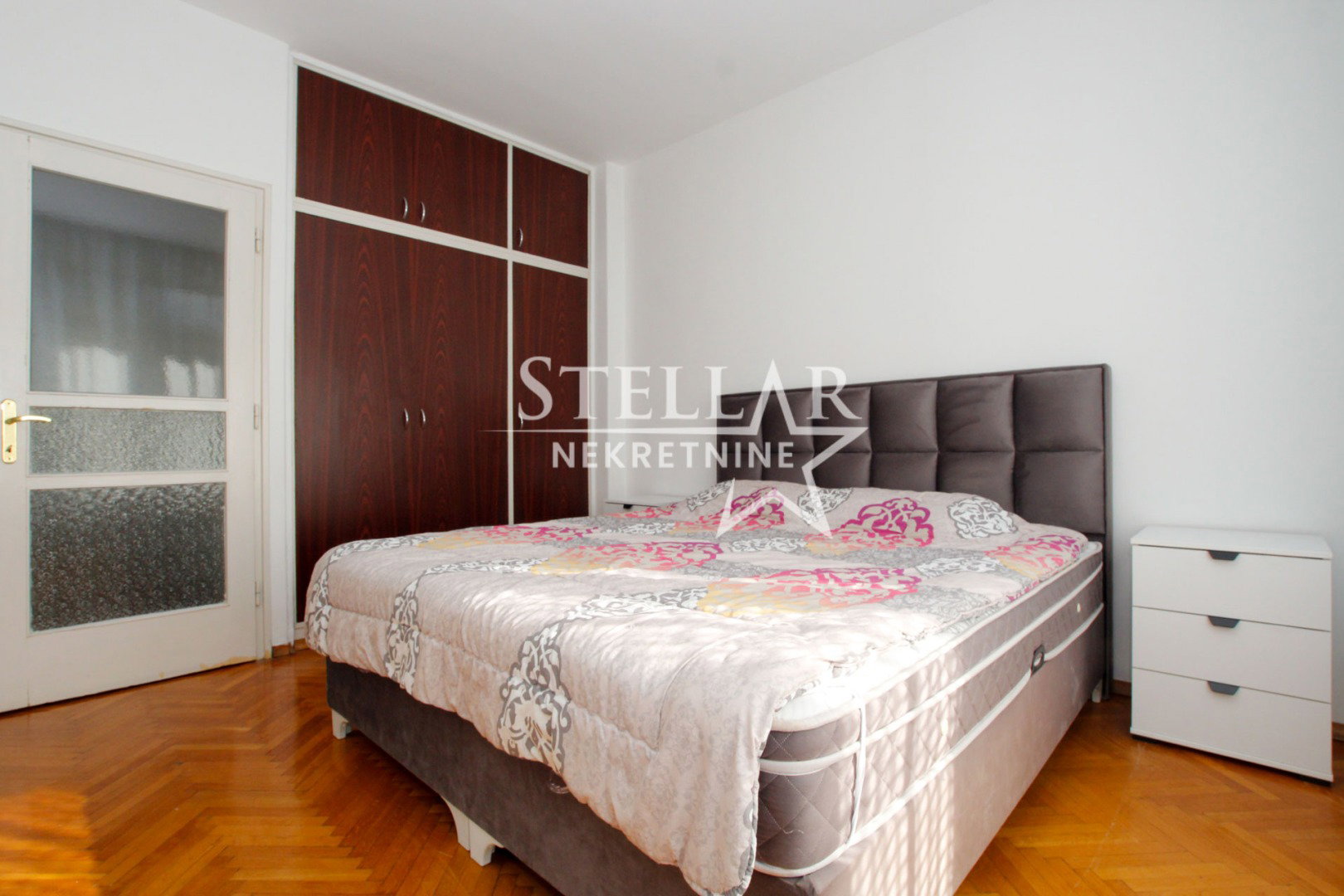 8522ea9c-bcd6-4c0f-ace1-0b94205b949e.jpg