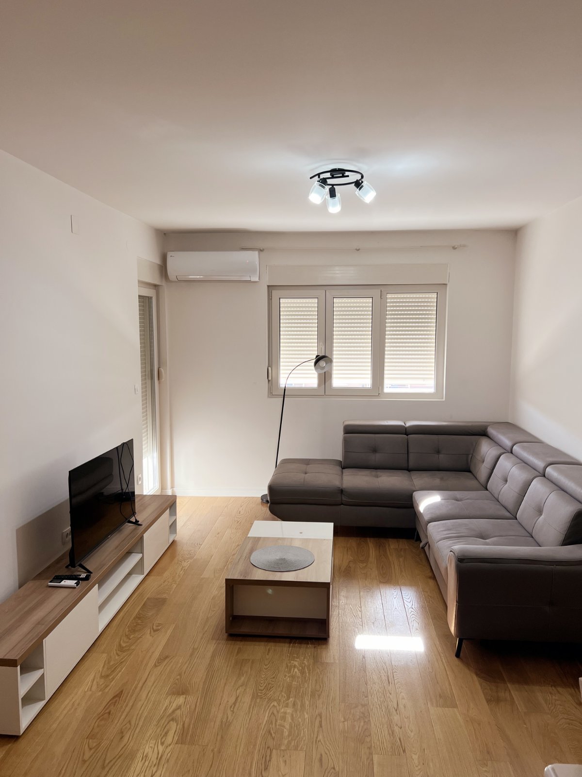 Продаж - Квартира Podgorica, Central Point