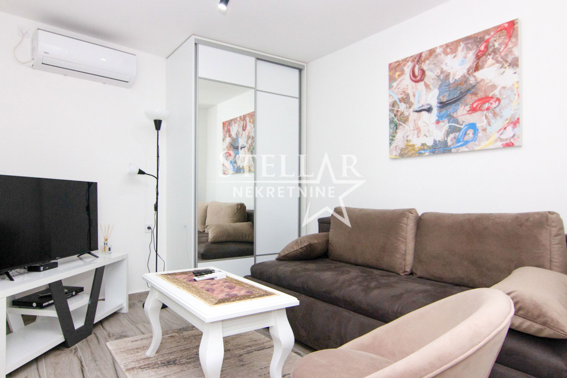 Rent - Apartment Podgorica, Centar